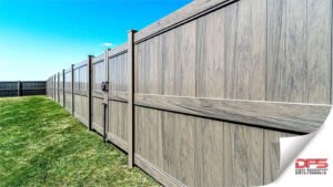 privacy-vinyl-fence-jasper-dark-maple_1